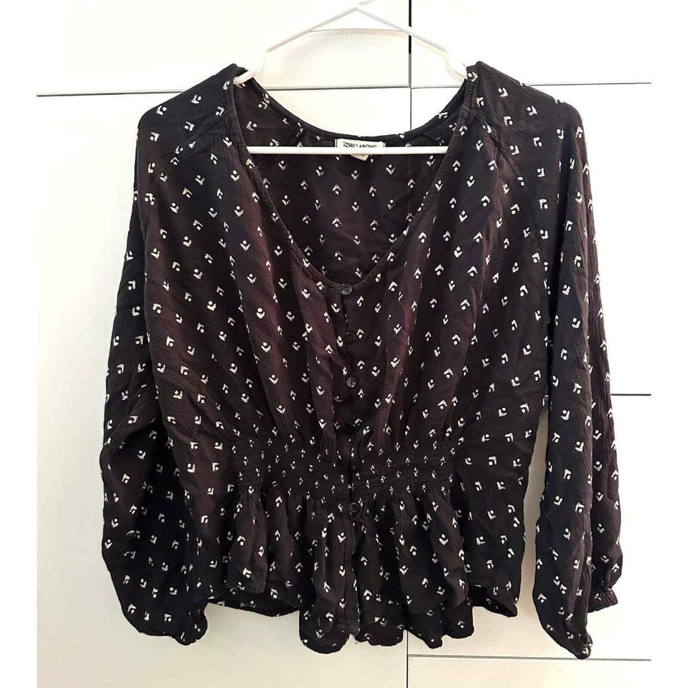 Billabong Black Printed Button Up Flirty Blouse Medium Flirty Date Night Elastic